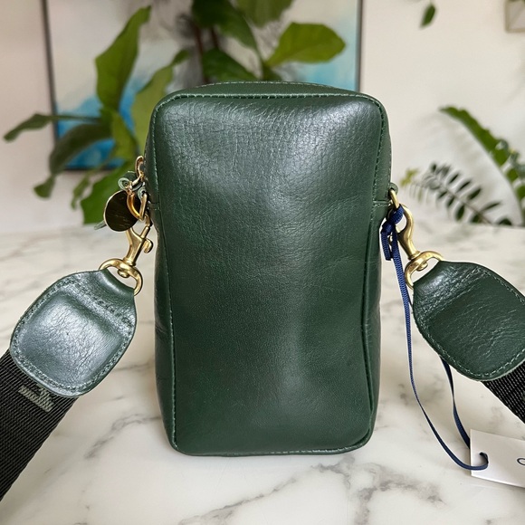 NWT Claire V X LEISHA HAILEY Poche Sportif Leather Crossbody Evergreen Rustic - Picture 2 of 16
